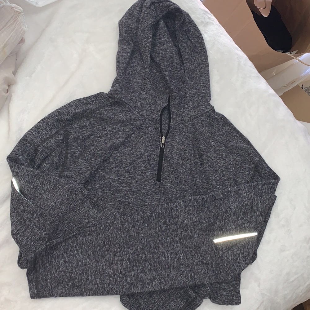 Lululemon Pullover